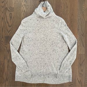 Margaret O'Leary Donegal Speckled 100% Cashmere Turtleneck Sweater Light Grey M